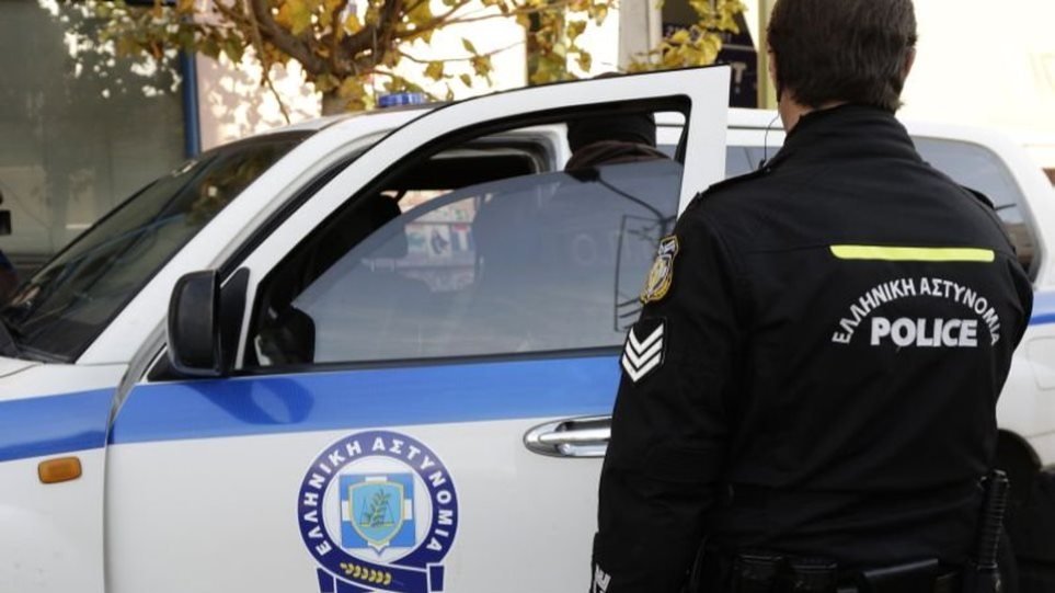 Ελληνική Αστυνομία: Πώς θα επέμβει με lockdown στις πλατείες