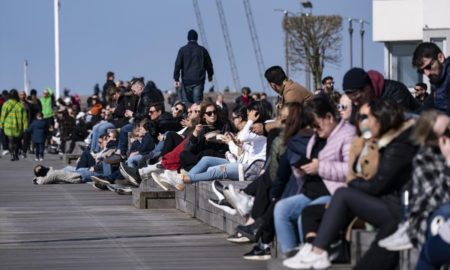 Σουηδία: Άνοδος των κρουσμάτων και διαφωνίες ανάμεσα στους ειδικούς