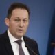 Πέτσας για Τσίπρα: «Ψεύδεται ασύστολα»