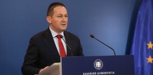 Κορονοϊος: Οι δηλώσεις Πέτσα για εγκληματικές ευθύνες στο γηροκομείο