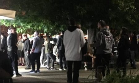 Κορονοϊός: Οι πλατείες και τα πάρκα ασφυκτιούν από κόσμο