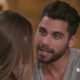 Aνατροπή στο Bachelor: Ποια παίκτρια αρνήθηκε το τριαντάφυλλο και αποχώρησε (βίντεο)