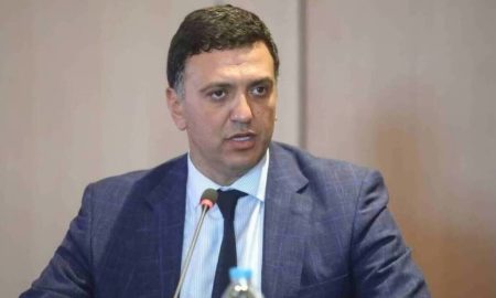 Κικίλιας για κορονοϊό: «Μάσκα μέχρι την άνοιξη και υπομονή για κάποιους μήνες»
