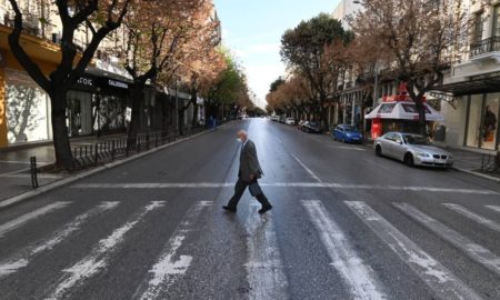 Lockdowvn: Έπρεπε να έχει αποφασιστεί νωρίτερα λένε οι πολίτες σε δημοσκόπηση