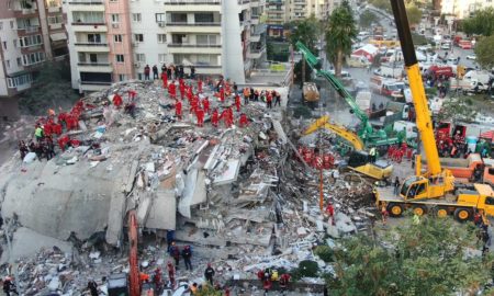 Τουρκία: Προσπάθεια διάσωσης των εγκλωβισμένων ενώ οι νεκροί από τον σεισμό ανέρχονται στους 42