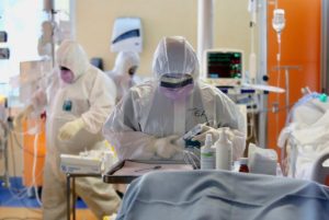 40χρονη που νόσησε βαριά από κορονοϊό: «Δεν μπορούσα να αναπνεύσω»
