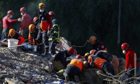 «Θαύμα» στη Σμύρνη: 4χρονη ανασύρεται ζωντανή ύστερα από 91 ώρες εγκλωβισμού από τον σεισμού