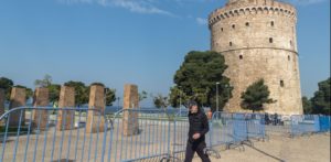 Η Θεσσαλονίκη στα κόκκινα: 1 στα 3 τεστ κορονοϊού θετικό!