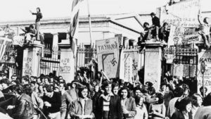 «Εδώ Πολυτεχνείο»: Σαν σήμερα η ιστορική εξέγερση των φοιτητών ενάντια στη δικτατορία