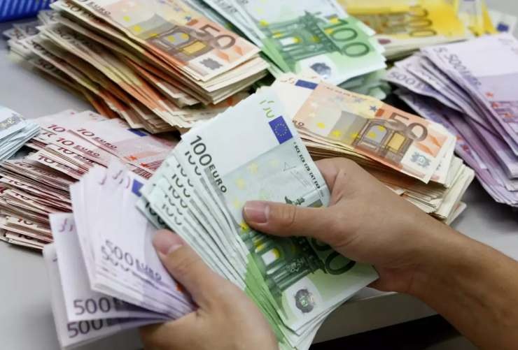 Επιστρεπτέα Προκαταβολή: Ξεκίνησε η καταβολή στους λογαριασμούς των δικαιούχων