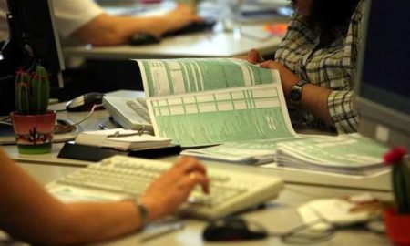 Κάτοικοι εξωτερικού: Μέχρι τα τέλη Δεκεμβρίου η υποβολή φορολογικών δηλώσεων