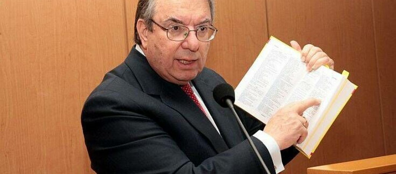 Γιώργος Μπαμπινιώτης: « Παράδοση εκτός και όχι click away»