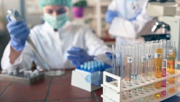 Ανακοίνωση ΕΟΔΥ 9/12: 1677 κρούσματα- 95 θάνατοι σήμερα