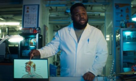 Netflix: To τρέιλερ της σειράς-σάτιρας του 2020 «Death to 2020»