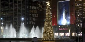 Δήμος Αθηνών: Η φωταγώγηση του Χριστουγεννιάτικου δέντρου
