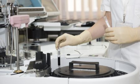 Παυλάκης: «Εμβόλιο και τήρηση μέτρων για ένα υποφερτό καλοκαίρι»