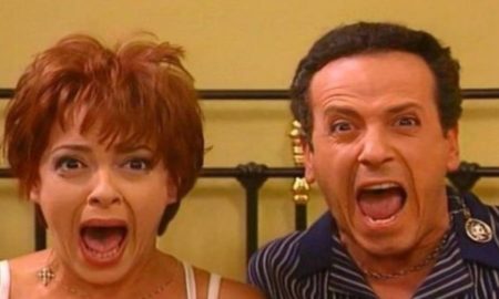"Κωνσταντίνου και Ελένης": Ο Χάρης Ρώμας απαντά στις φήμες για την ταινία