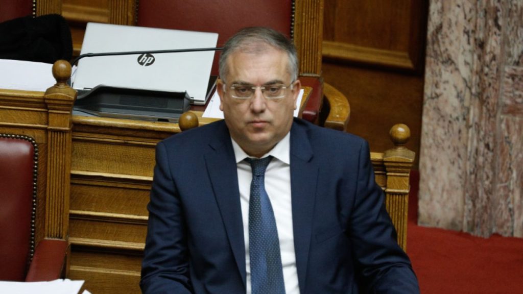 Τάκης Θεοδωρικάκος: 20.000 νέες θέσεις εργασίας το 2021