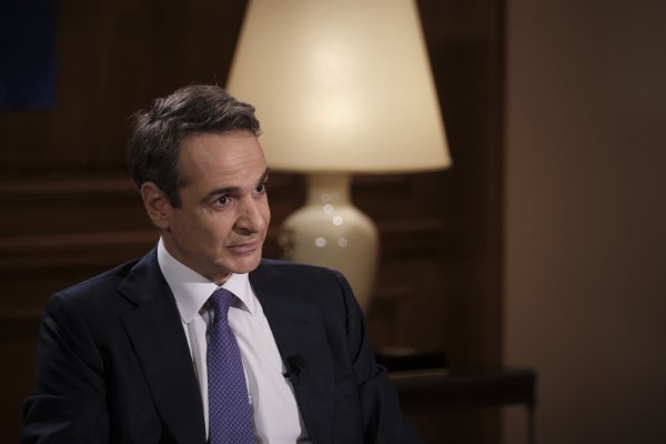 Κυριάκος Μητσοτάκης: Ρεβεγιόν με μάξιμουμ εννέα άτομα