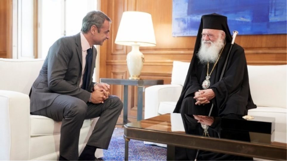 Εκκλησία: Δυναμιτίζουν το κλίμα Μητροπολίτες για το άνοιγμα των ναών