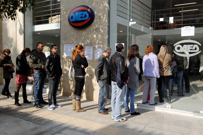 ΟΑΕΔ: 100.000 περισσότεροι άνεργοι σε ένα μήνα
