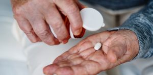 Κολχίκινη: Η νέα ελπίδα για τους ασθενείς με κορονοϊό - Η γνώμη των γιατρών