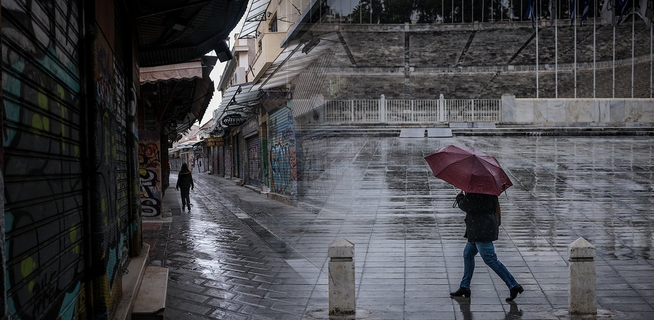 «Κόκκινη» η Αττική - Οι αποφάσεις των ειδικών για τα σχολεία και η απαγόρευση της κυκλοφορίας από τις 6 μ.μ