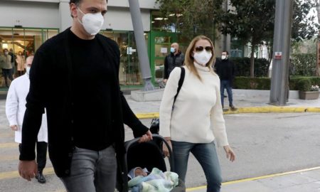 Μπαλατσινού και Κικίλιας: Οι δηλώσεις στους δημοσιογράφους έξω από το μαιευτήριο