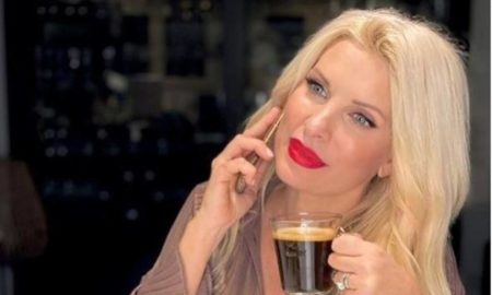 Ελένη Μενεγάκη: Της λείπει η τηλεόραση και το εξομολογείται στους θαυμαστές της