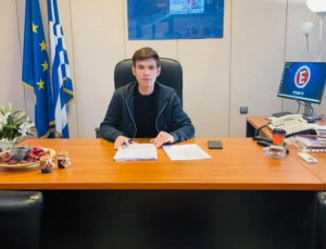 Μένιος Φουρθιώτης: H ανακοίνωσή του για υποψηφιότητα στις βουλευτικές εκλογές