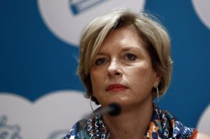 Γκάγκα για αυστηρά μέτρα πανδημίας: «Δε θα χρειαστεί να κάνουμε υπομονή για πολύ ακόμα»