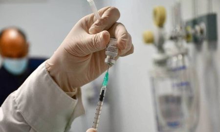 O γιατρός από την Κέρκυρα απειλεί με μηνύσεις: Τα συμπτώματα παράλυσης και τα αποτελέσματα της εξέτασης