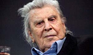 Μίκης Θεοδωράκης για θάνατο Καλογιάννη: «Με άφησε πίσω να ζω με τις ωραίες μας αναμνήσεις»