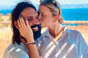 Κωνσταντίνα Κομμάτα και Γιώργος Σαμαράς: Ανακοίνωσαν το φύλο του μωρού που περιμένουν