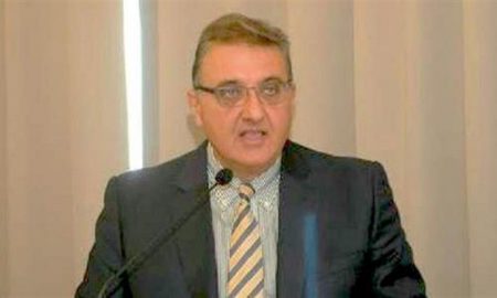 Αθανάσιος Εξαδάκτυλος: «Δεν είναι δυνατόν να μιλάμε για μαζική έξοδο του Πάσχα»