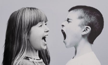 Επιθετικότητα: Βοηθήστε το παιδί σας να διαχειριστεί τον θυμό του