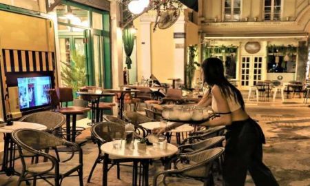 Εξαδάκτυλος: Αποκαλύπτει την επιστημονική εξήγηση για την απαγόρευση της μουσικής στα μαγαζιά