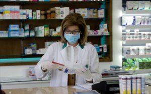 Φαρμακοποιός καταγγέλλει: «Μας έδωσαν rapid test και όχι self test»