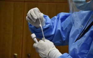 Self test για κορονοϊό: Aπό Τετάρτη στα φαρμακεία - Ποιοι έχουν προτεραιότητα