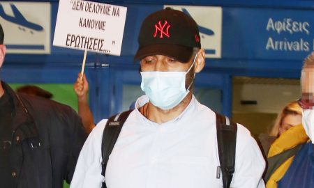 Αλέξης Παππάς: Η άφιξη στο αεροδρόμιο και ο καταιγισμός ερωτήσεων από τους δημοσιογράφους