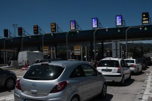 Πέτσας: «Δύσκολο να επιτρέπονται οι μετακινήσεις για τους τουρίστες και όχι για τους Έλληνες πολίτες»