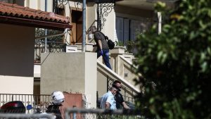 Έγκλημα στα Γλυκά Νερά: Η προκήρυξη των δραστών με χρηματική αμοιβή και τα στοιχεία που οδηγούν στην εξιχνίαση